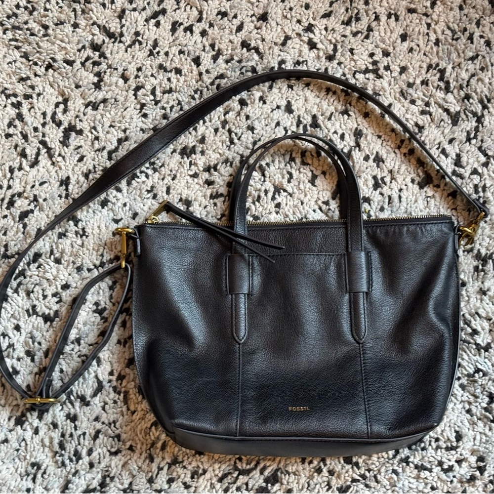 Fossil Black Leather Skylar Satchel Crossbody